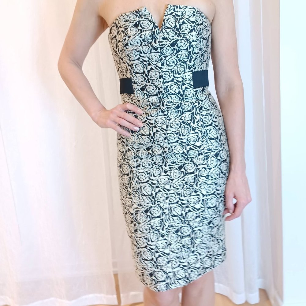 NWT HALSTON HERITAGE Women's Strapless Jacquard Dress with Notch Detail
